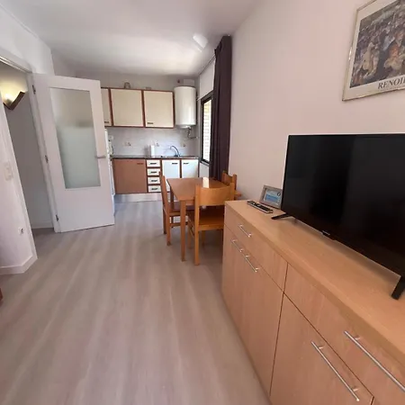 Apartament Sant Jordi Zeus Basic Salou