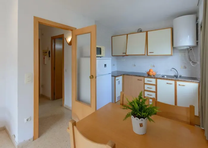 Sant Jordi Zeus Basic Appartement *